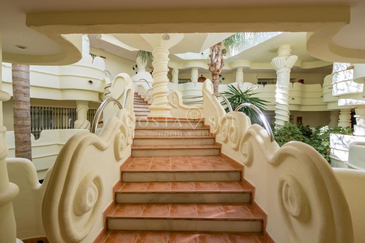 Puerto Marina-Benalmadena Luxury Apartment Dentro De La Isla Exterior foto