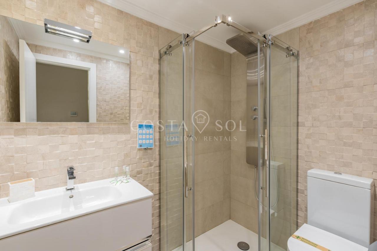 Puerto Marina-Benalmadena Luxury Apartment Dentro De La Isla Exterior foto